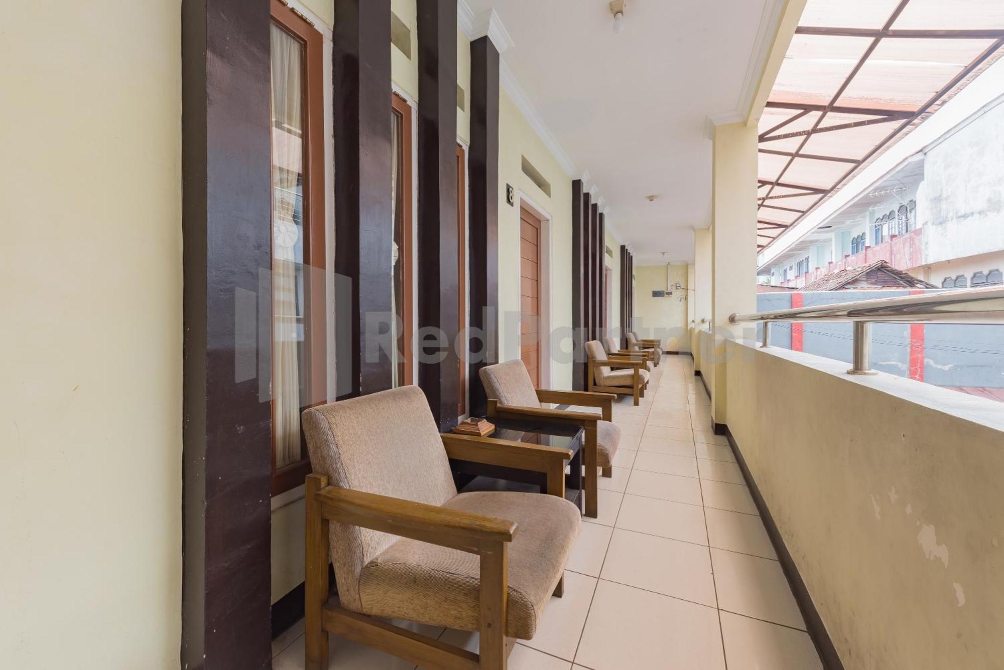 Homestay Pkpn Garut Mitra Reddoorz Ngoại thất bức ảnh