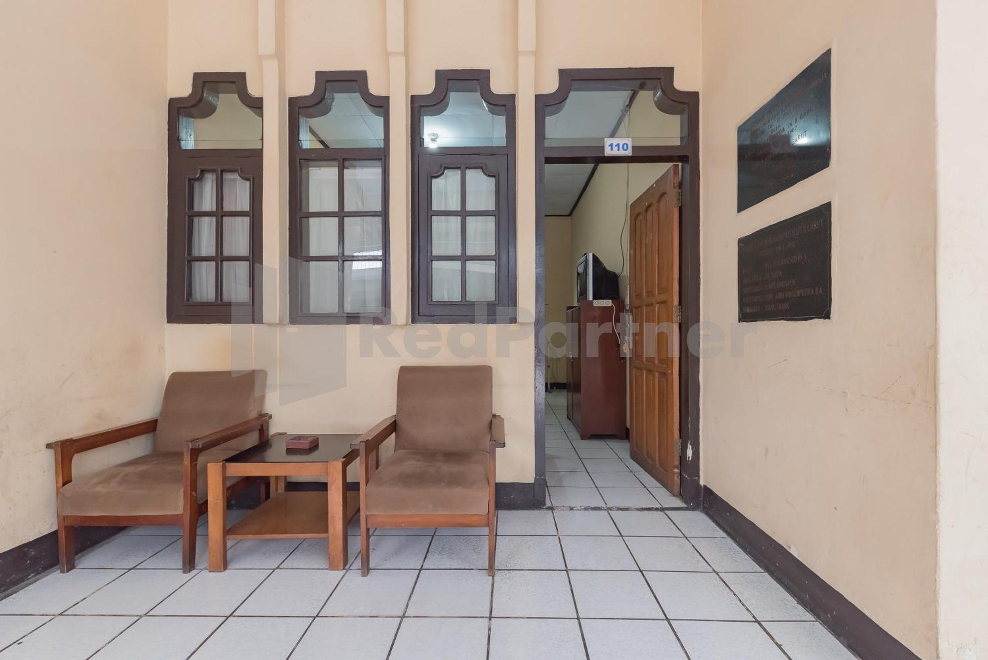 Homestay Pkpn Garut Mitra Reddoorz Ngoại thất bức ảnh